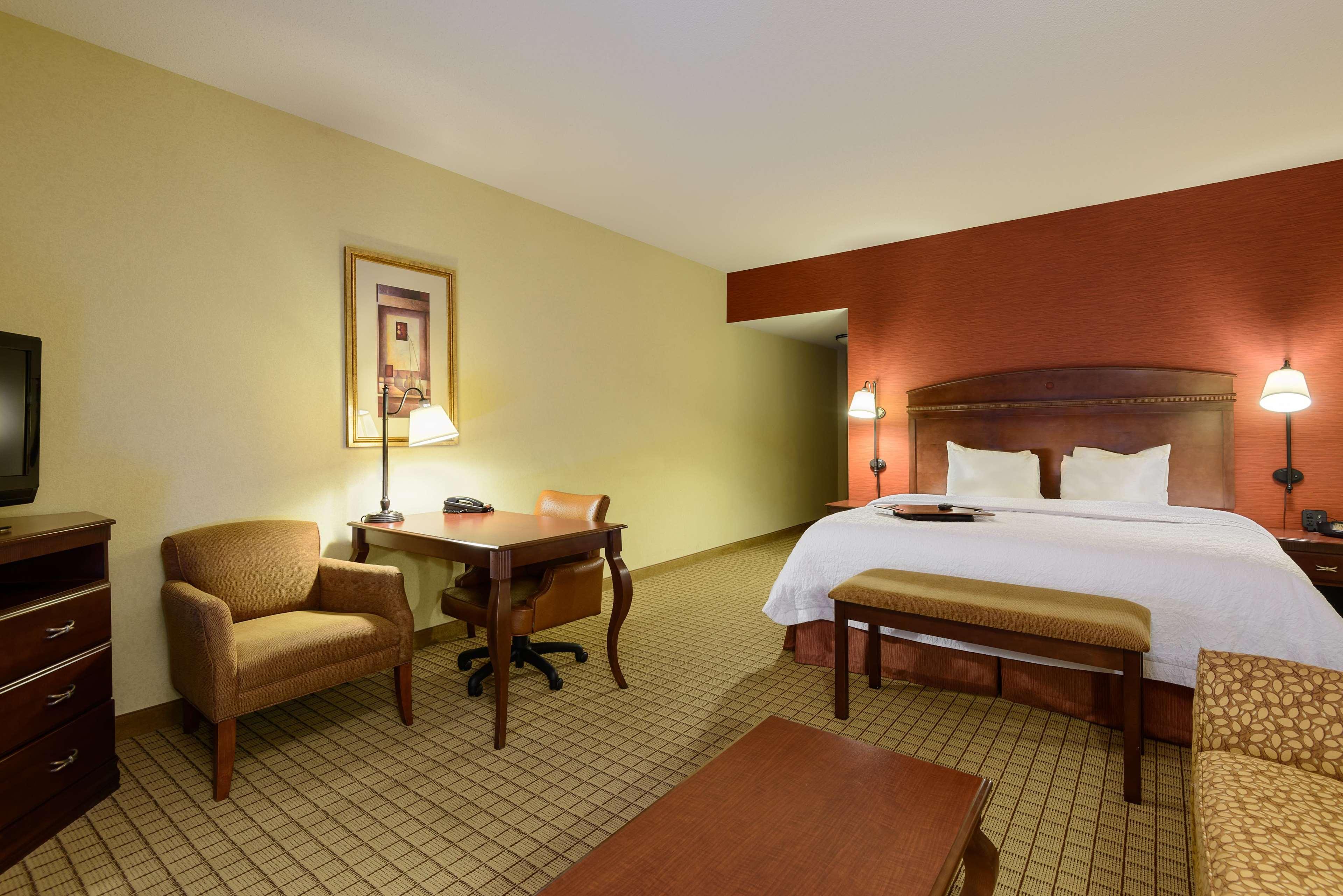 Hampton Inn And Suites Peoria At Grand Prairie Exterior photo