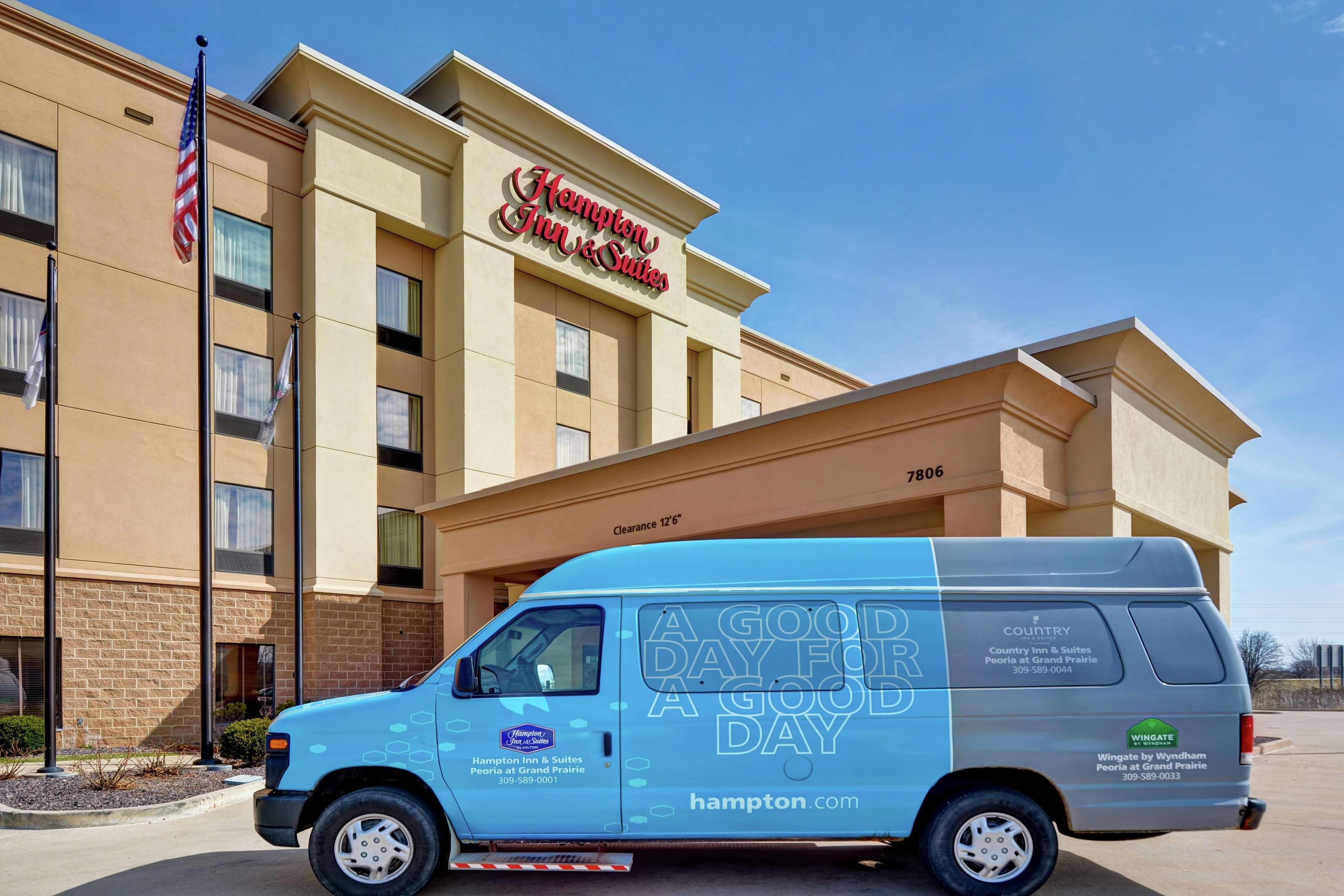 Hampton Inn And Suites Peoria At Grand Prairie Exterior photo