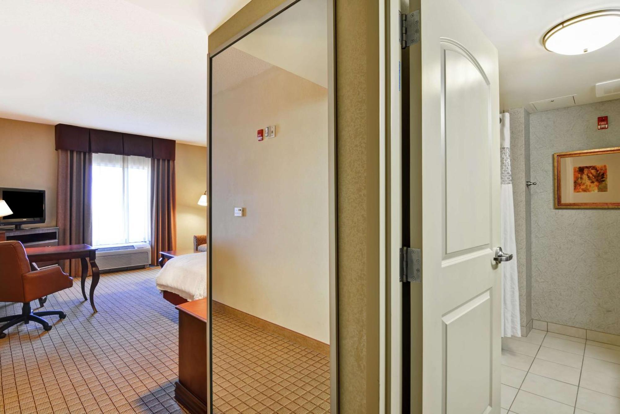 Hampton Inn And Suites Peoria At Grand Prairie Exterior photo